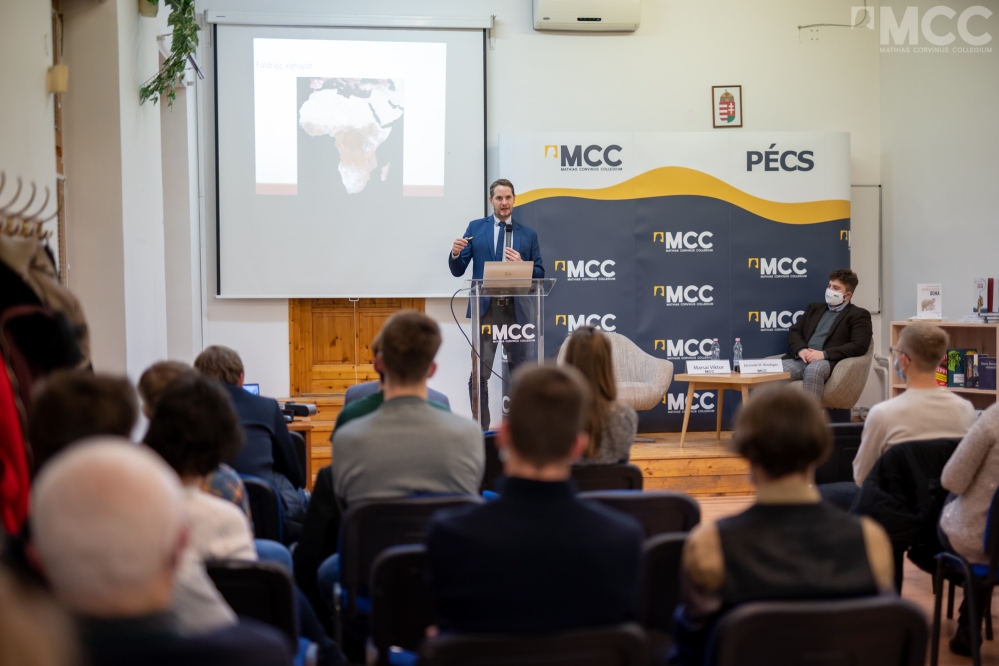 MCC-Pécs-2021-12-07wm-21.jpg 