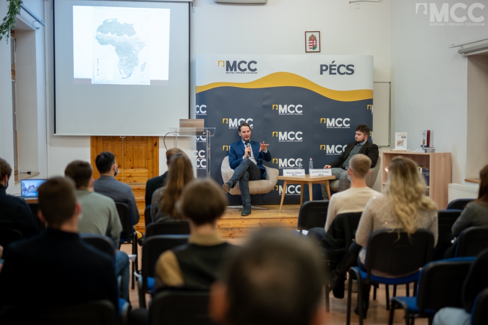 MCC-Pécs-2021-12-07wm-45.jpg 