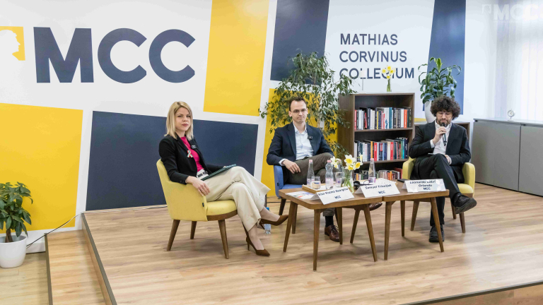 kerekasztal_beszelgetes_zalaegerszeg_20260312 (14 of 129)_11zon.jpg